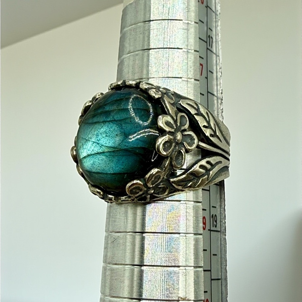 Sterling Silver Israel PZ Labradorite Floral Statement Ring – Size 8 - Picture 15 of 17